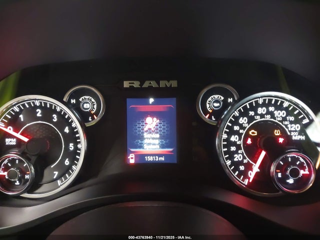 43763940 :رقم المزاد ، 1C6SRFFP5SN559692 vin ، 2025 Ram 1500 Big Horn  4x4 5'7 Box مزاد بيع