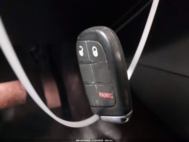 2015 JEEP GRAND CHEROKEE 1C4RJFAG6FC774098 Photo 10