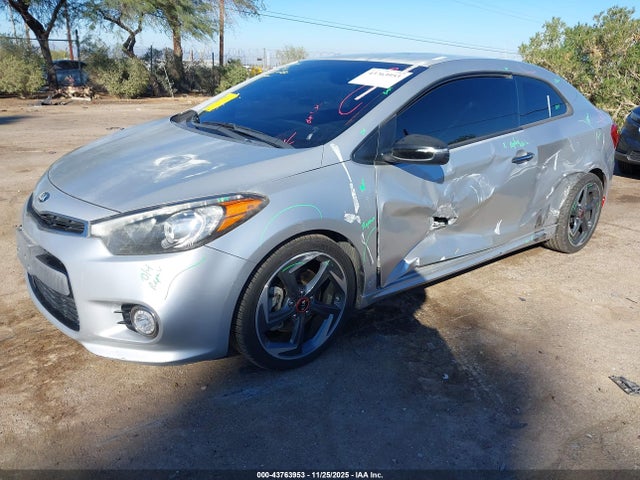 KIA Forte Koup Sx 2016 KNAFZ6A35G5604584 Image 2