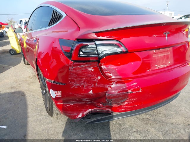 2018 TESLA MODEL 3 5YJ3E1EA8JF058463 Photo 5