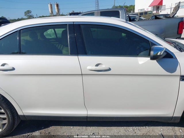 Ford Taurus Limited 2019 1FAHP2F84KG118494 Image 13