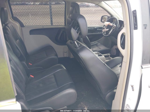 2014 Chrysler Town & Country Touring-l მანქანა იყიდება აუქციონზე, vin: 2C4RC1CG7ER425757, აუქციონის ნომერი: 43764071