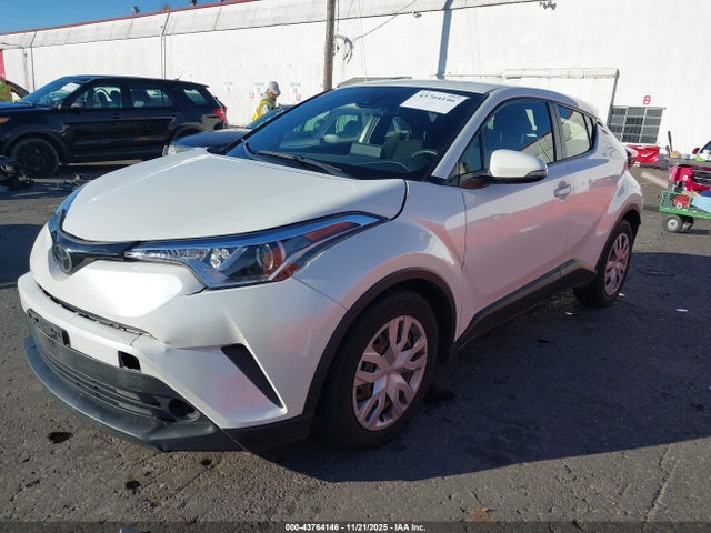 JTNKHMBXXK1026651 Toyota C-HR LE
