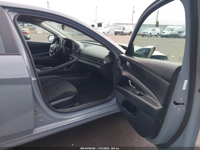 KMHLM4AG3MU155866 Hyundai ELANTRA SEL