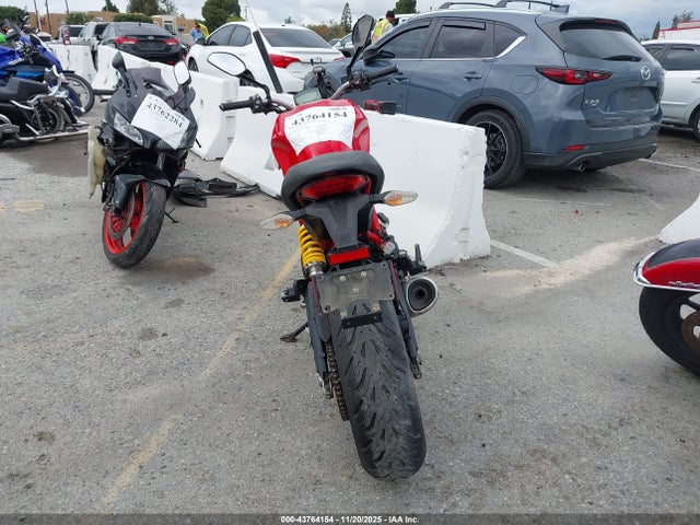 ZDMMADBM3HB001797 Ducati Monster 797