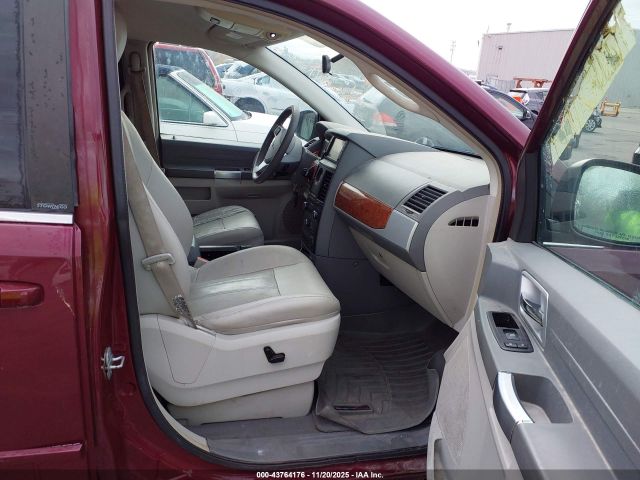 2008 CHRYSLER TOWN & COUNTRY 2A8HR54P58R657643 Photo 4