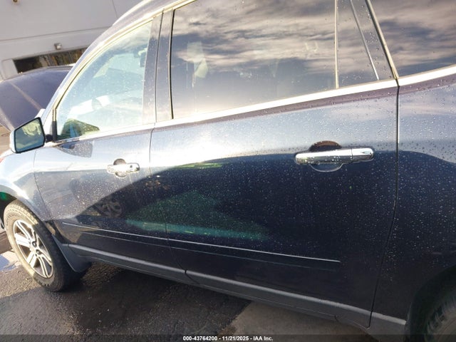 2017 Chevrolet Traverse 1lt მანქანა იყიდება აუქციონზე, vin: 1GNKRGKD9HJ289433, აუქციონის ნომერი: 43764200