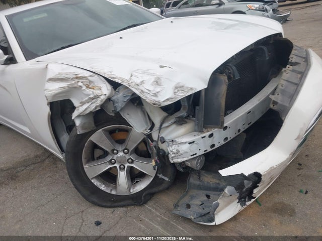Продаж на аукціоні авто 2014 Dodge Charger Se, vin: 2C3CDXBG9EH284742, номер лоту: 43764201