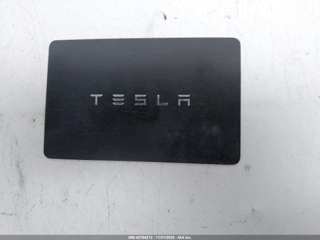 5YJ3E1EB4MF069893 Tesla Model 3 Long Range Dual Motor All-wheel Drive