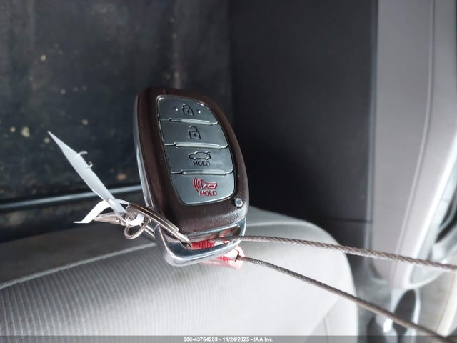 KMHD84LF1JU584335 Hyundai Elantra Value Edition