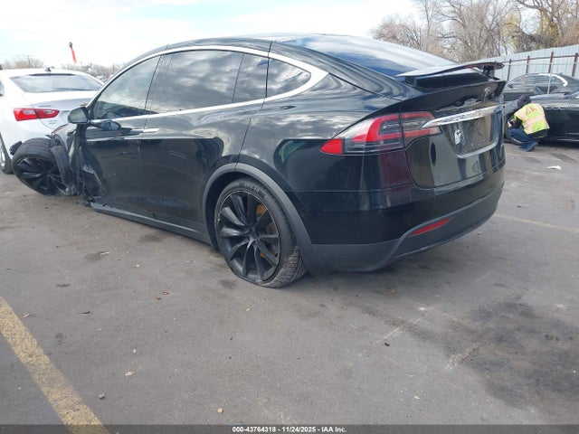 5YJXCDE23LF285242 Tesla Model X Long Range Dual Motor All-wheel Drive/long Range Plus Dual Motor All-wheel Drive