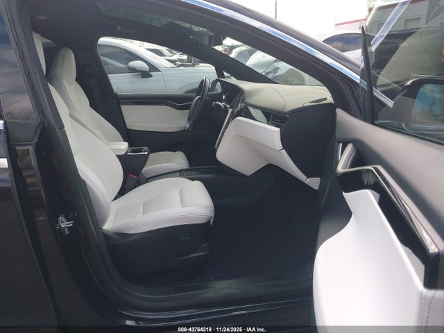 5YJXCDE23LF285242 Tesla Model X Long Range Dual Motor All-wheel Drive/long Range Plus Dual Motor All-wheel Drive