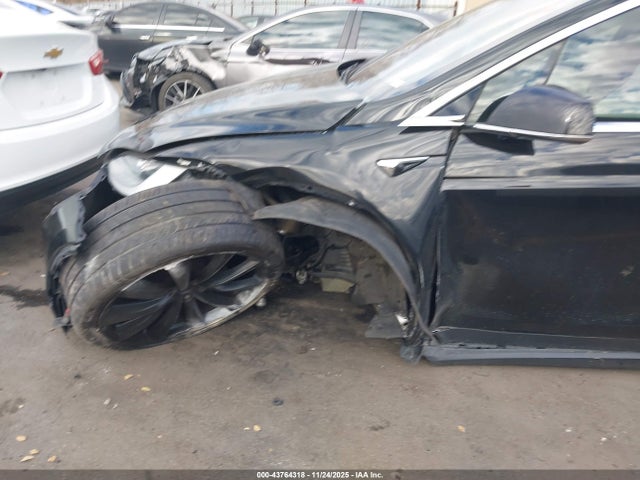 5YJXCDE23LF285242 Tesla Model X Long Range Dual Motor All-wheel Drive/long Range Plus Dual Motor All-wheel Drive