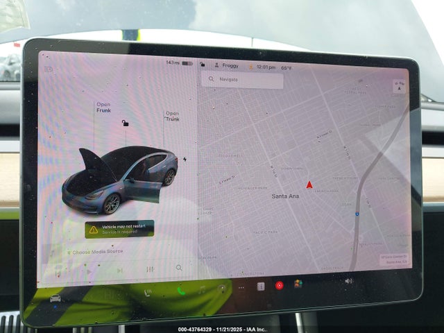 43764329 :رقم المزاد ، 5YJ3E1EBXKF191736 vin ، 2019 Tesla Model 3 Long Range/performance مزاد بيع
