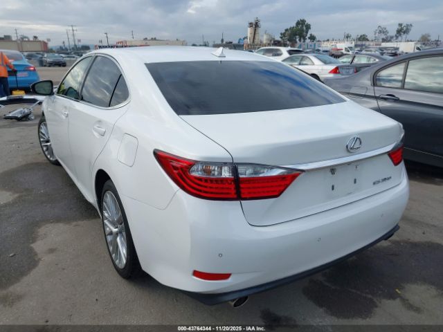 2013 LEXUS ES 350 JTHBK1GG9D2004424 Photo 2