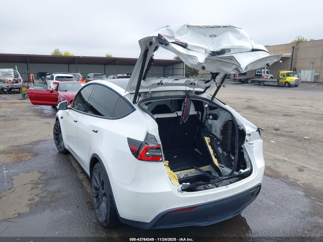 2021 TESLA MODEL Y 5YJYGDEF6MF073044 Photo 5