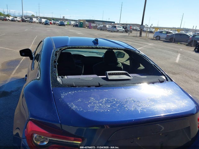 2017 TOYOTA 86 JF1ZNAA11H8702921 Photo 5