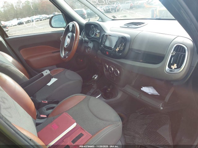 2014 FIAT 500L ZFBCFADH7EZ007082 Photo 4