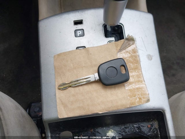 2008 HYUNDAI ELANTRA KMHDU46D88U573820 Photo 10