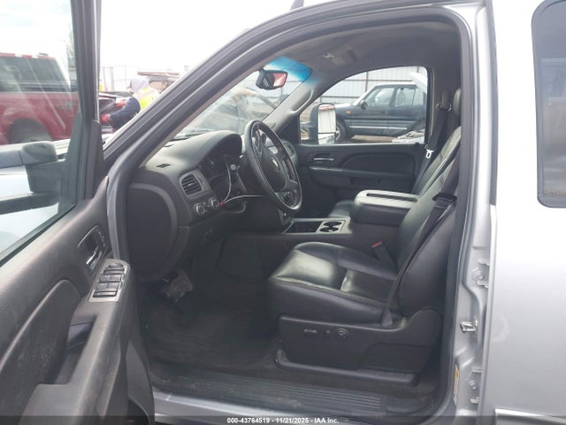 1GC1KYE88EF146971 Chevrolet Silverado 2500hd Ltz