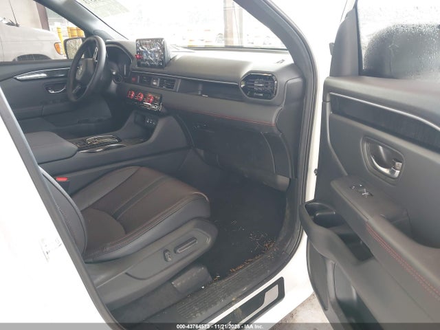 5FNYG1H98SB144598 Honda Pilot Black Edition