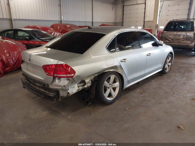 Volkswagen Passat 1.8t Se 2015 1VWBT7A31FC004158 Image 4