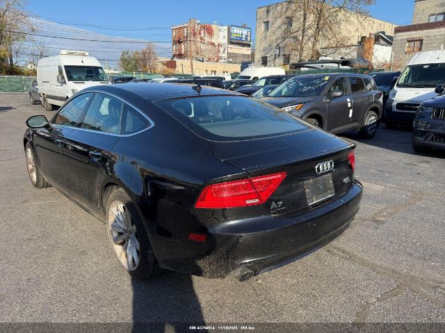 2013 AUDI A7 WAUYGAFCXDN146756 Photo 2