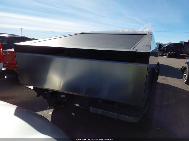 Tesla Cybertruck All-wheel Drive 2024 7G2CEHED2RA038881 Image 15