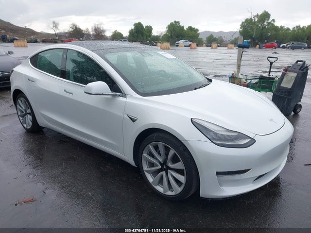 2019 TESLA MODEL 3 5YJ3E1EA1KF466532 Photo 0