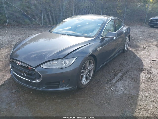 2015 TESLA MODEL S 5YJSA1H21FF095177 Photo 1