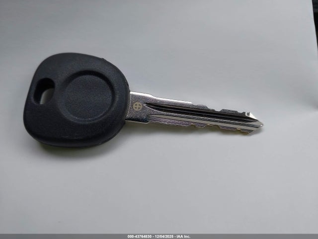 1GKKRRKD8FJ335081 GMC llt