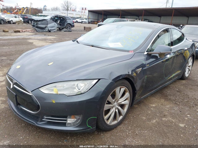 2015 TESLA MODEL S 5YJSA1H22FFP74827 Photo 1