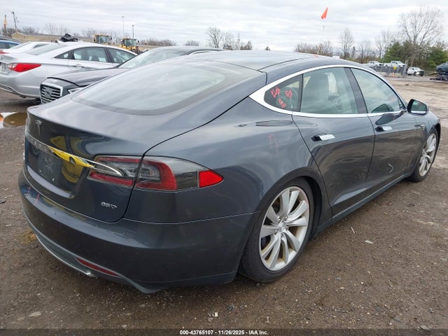 2015 TESLA MODEL S 5YJSA1H22FFP74827 Photo 3