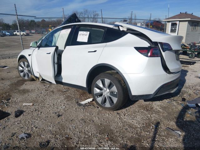 2022 TESLA MODEL Y 7SAYGDEE4NF432760 Photo 2