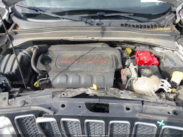 2020 JEEP RENEGADE ZACNJAAB2LPL03012 Photo 9