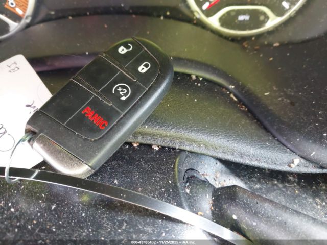 2020 JEEP RENEGADE ZACNJAAB2LPL03012 Photo 10