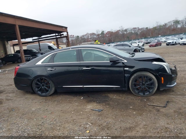 43765476 :رقم المزاد ، 2G61U5S31J9170052 vin ، 2018 Cadillac Xts W20 Livery Package مزاد بيع
