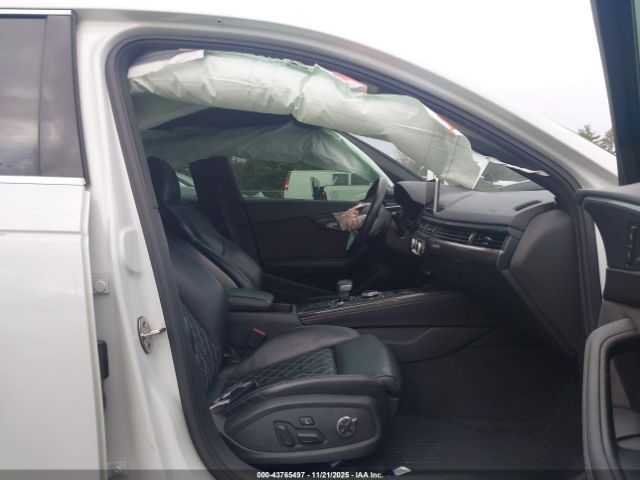 2018 AUDI S4 WAUB4AF49JA003307 Photo 4