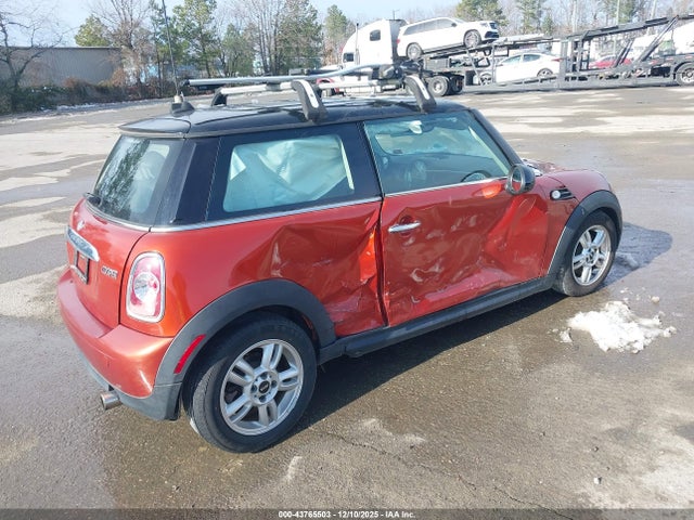 2013 MINI HARDTOP WMWSU3C50DT680425 Photo 3