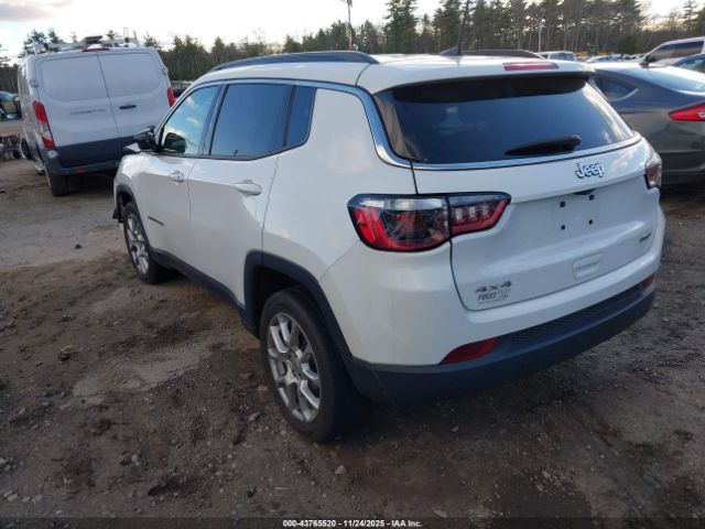 2022 JEEP COMPASS 3C4NJDFB9NT175702 Photo 2