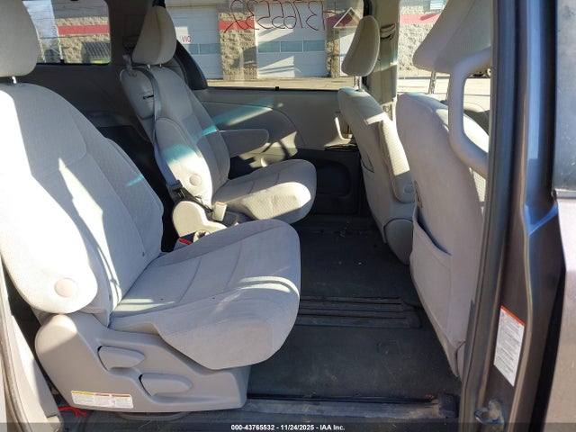 2016 TOYOTA SIENNA 5TDKK3DC9GS700499 Photo 7