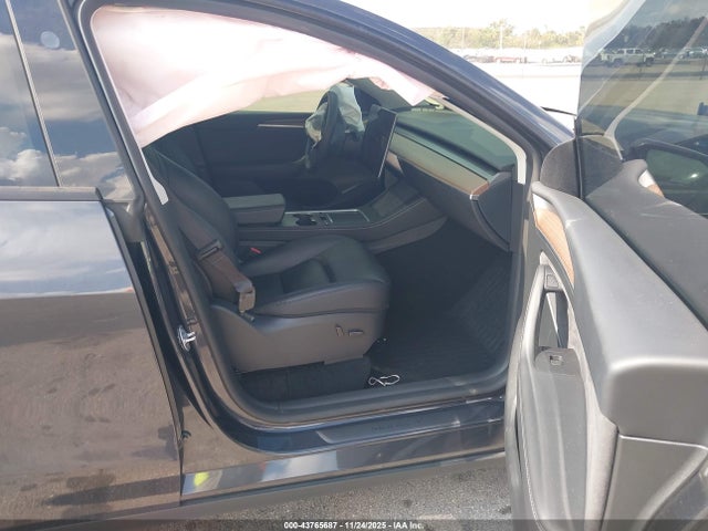 2024 TESLA MODEL Y 7SAYGDED6RF191894 Photo 4