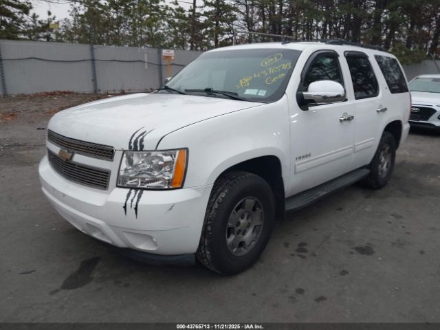 2011 CHEVROLET TAHOE 1GNSKBE08BR379472 Photo 1