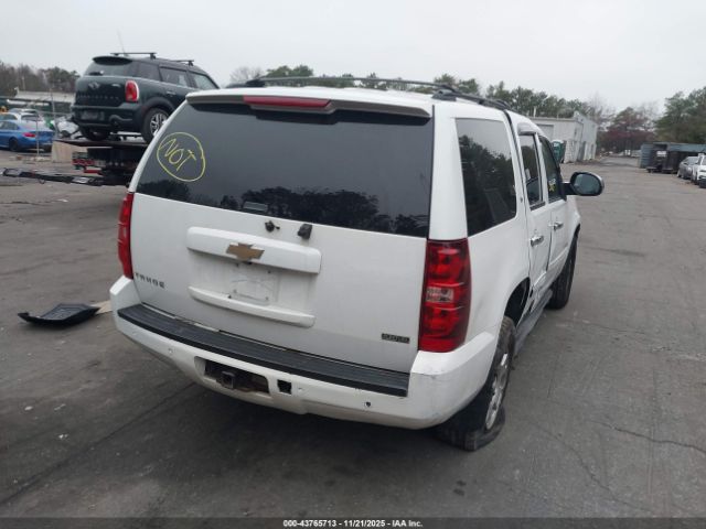 2011 CHEVROLET TAHOE 1GNSKBE08BR379472 Photo 3
