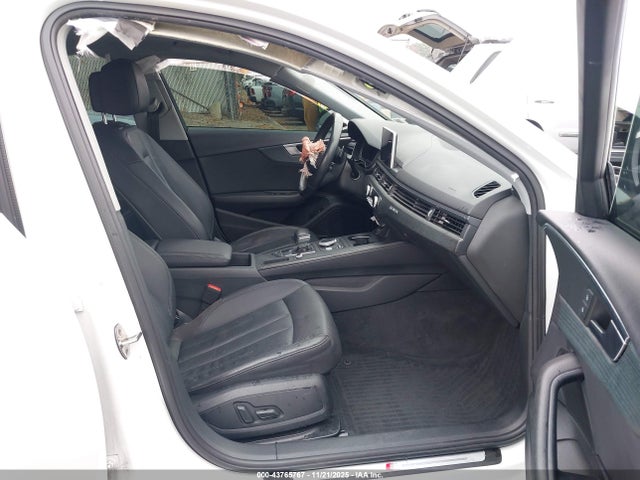 Продажа на аукционе авто 2018 Audi A4 2.0t Premium/2.0t Tech Premium, vin: WAUENAF40JA030292, номер лота: 43765767