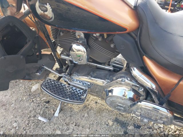 2008 HARLEY-DAVIDSON FLHTCUI 1HD1FC4408Y643686 Photo 8