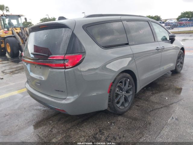 2025 CHRYSLER PACIFICA 2C4RC1GG5SR553839 Photo 3