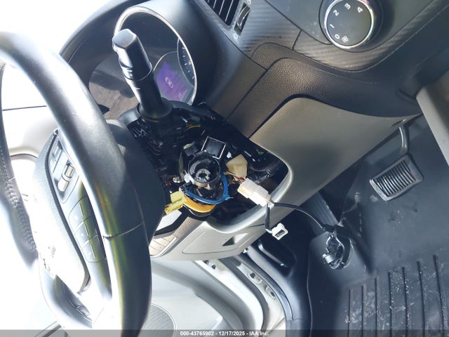 43765902 :رقم المزاد ، KNAFX4A83F5343010 vin ، 2015 Kia Forte Ex مزاد بيع