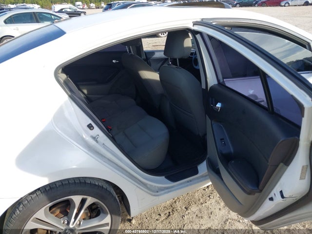 43765902 :رقم المزاد ، KNAFX4A83F5343010 vin ، 2015 Kia Forte Ex مزاد بيع