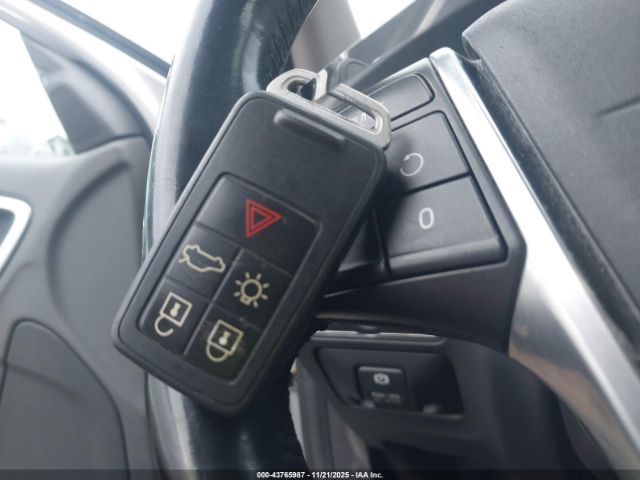 2015 VOLVO S60 YV126MFK4F1344855 Photo 10